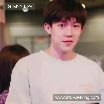 华熙皎